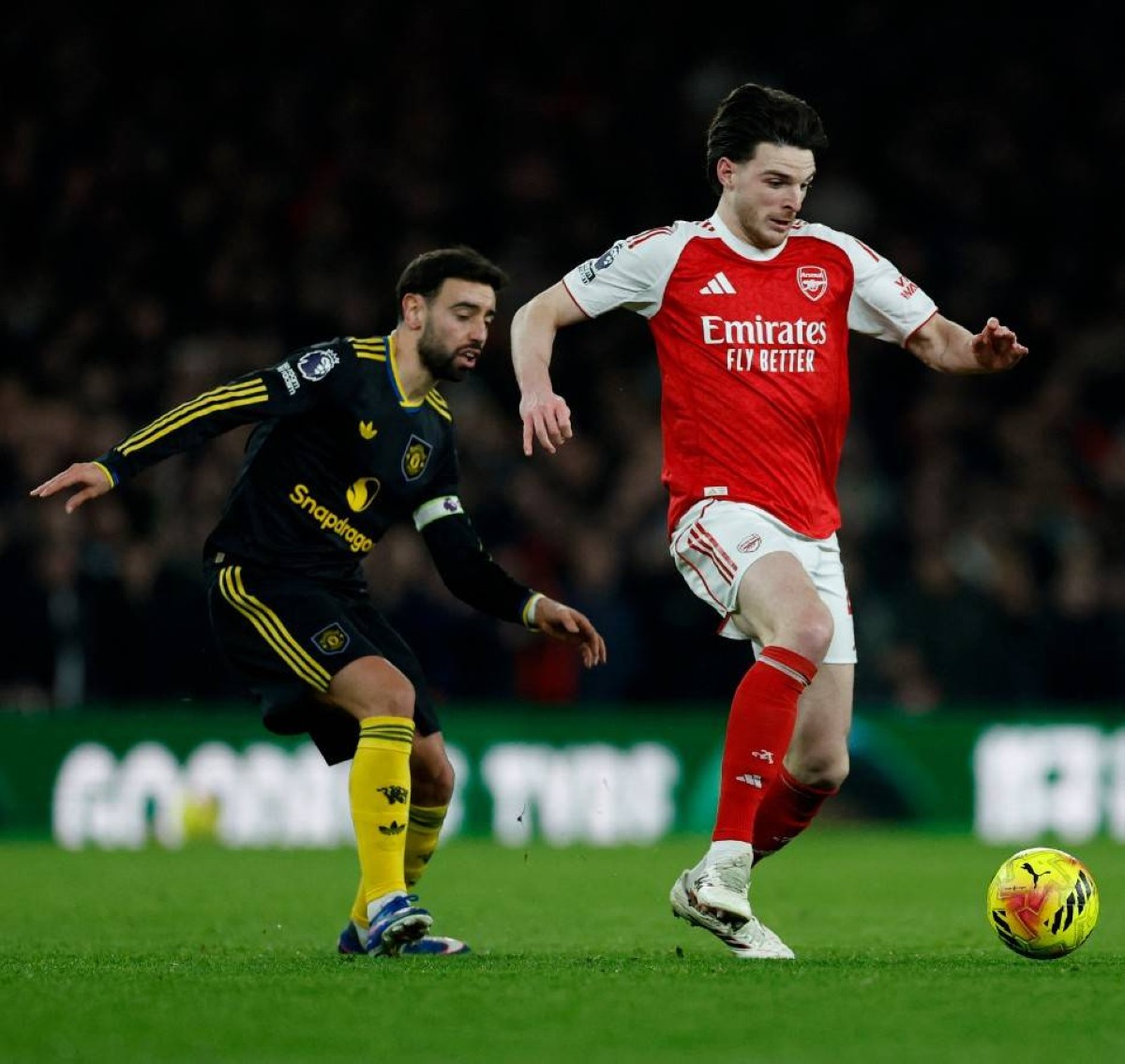 فاتورة الأجور تبتلع إيرادات الدوري الإنجليزي