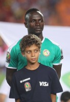 ما علاقة ساديو مانيه بانتقال حمزة عبدالكريم إلى برشلونة؟