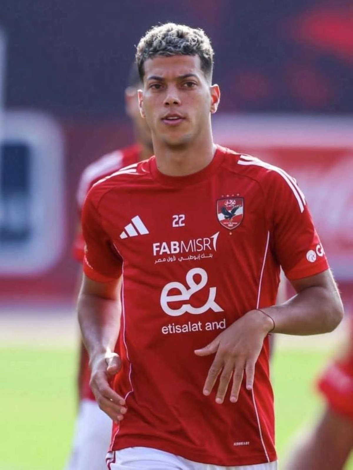 اختفاء مفاجئ لنجم الأهلي المصري إمام عاشور يثير الجدل