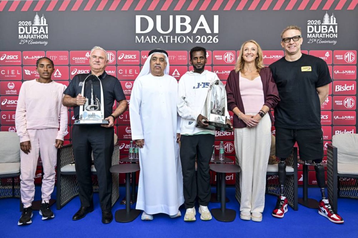 كوكبة من العدائين تتطلع للذهب في اليوبيل الفضي لماراثون دبي