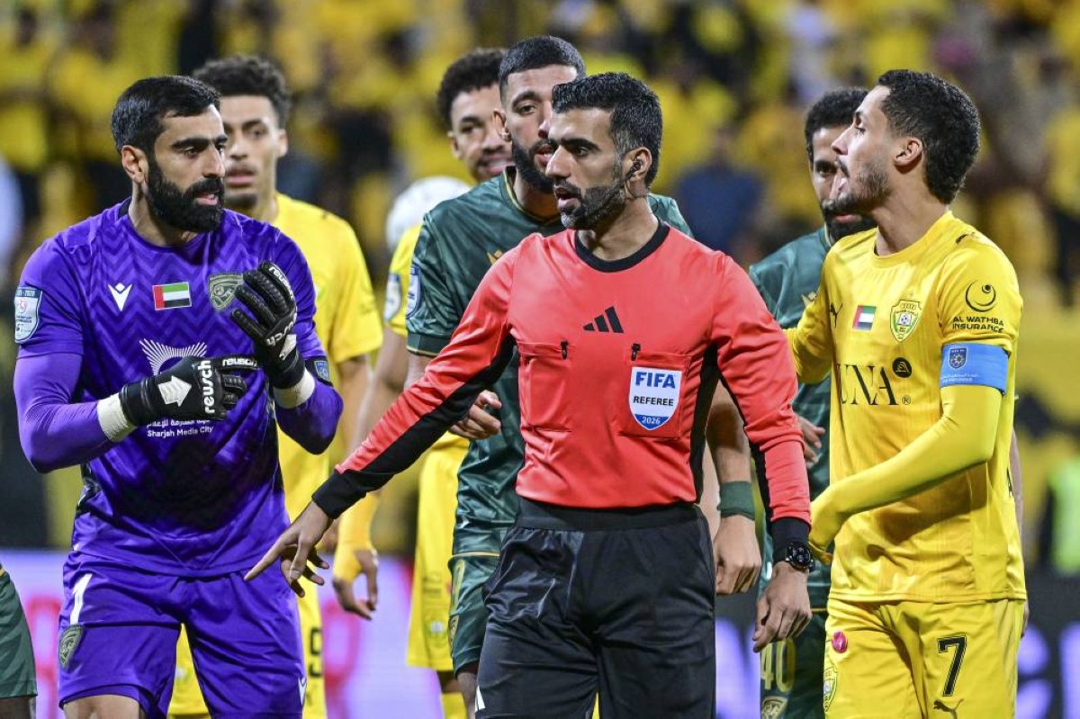 الحكم المواطن يتألق في حضور الصافرة الأرجنتينية بالجولة الـ14 لدوري المحترفين