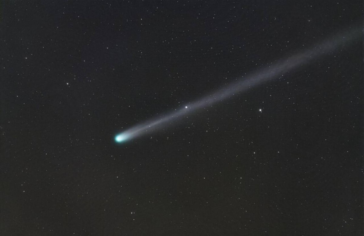 مذنّب يقترب من الأرض