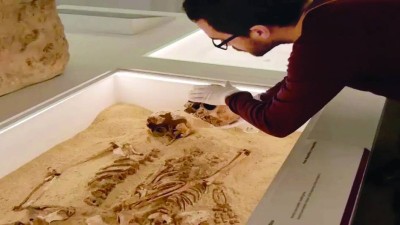 مرض وراثي أصاب أماً وطفلتها قبل 12 ألف عام