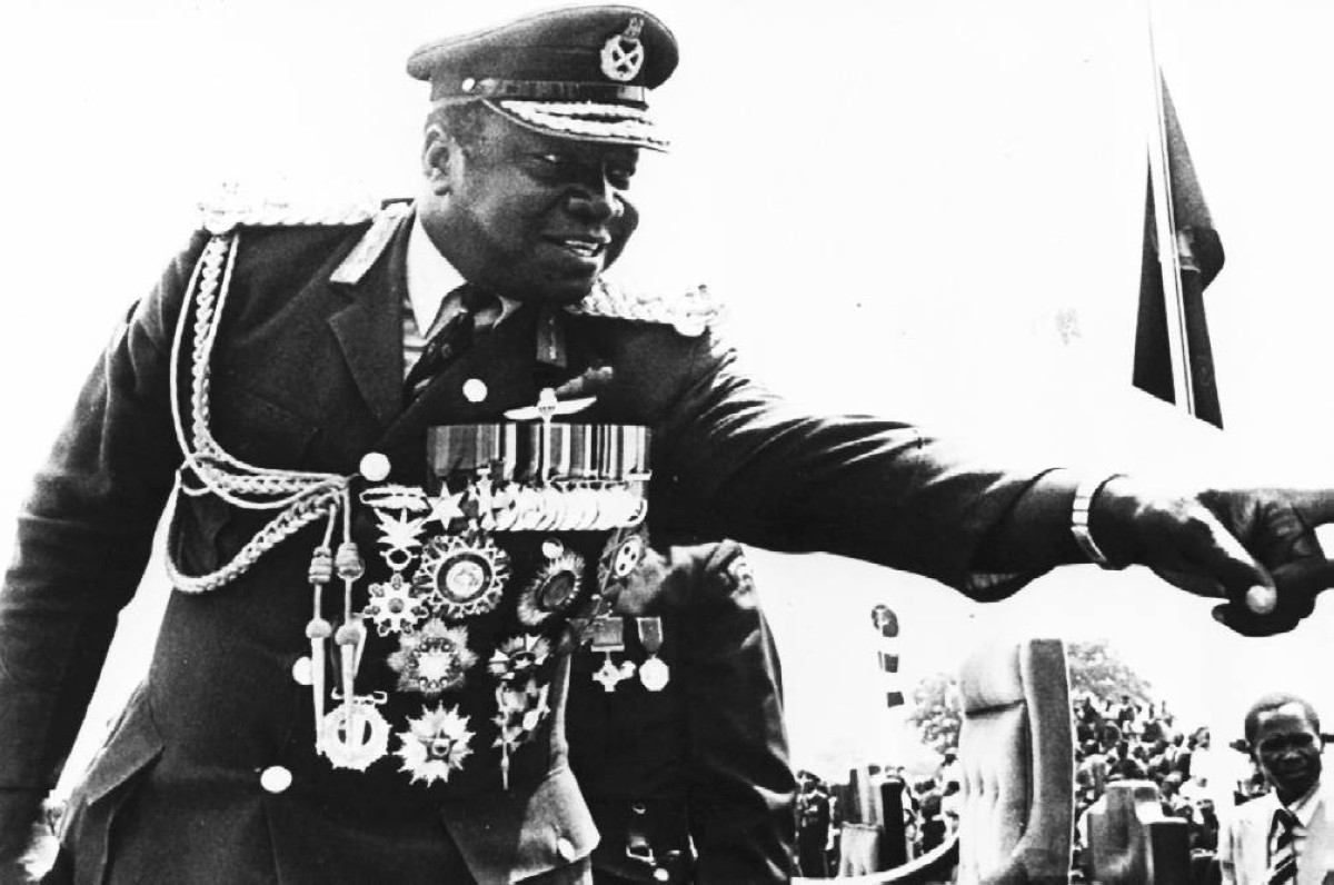 1971 -  عيدي أمين يستولي على السلطة في أوغندا في انقلاب عسكري.