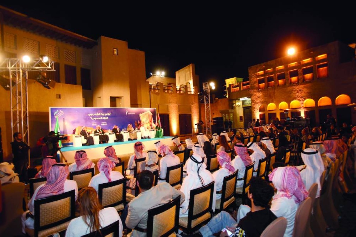  الإمارة تحتضن أمسيات شعرية مميزة في مختلف أرجائها