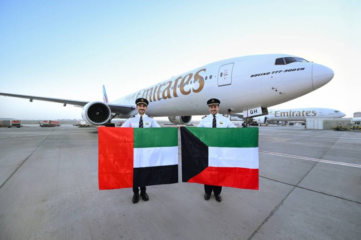 emirates-celebrates-uae-kuwait-week-1