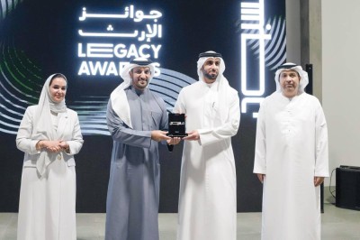 سلطان بن أحمد يشهد حفل ختام «إكسبوجر» ويكرم الفائزين بجوائز «الإرث»