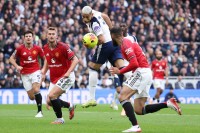 مانشستر يونايتد لتفادي أسوأ رقم في تاريخه أمام توتنهام وأرسنال لاستغلال عقدة سندرلاند في ملعب الإمارات