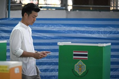 تايلاند تصوت لانتخاب برلمان جديد وإصلاح دستوري