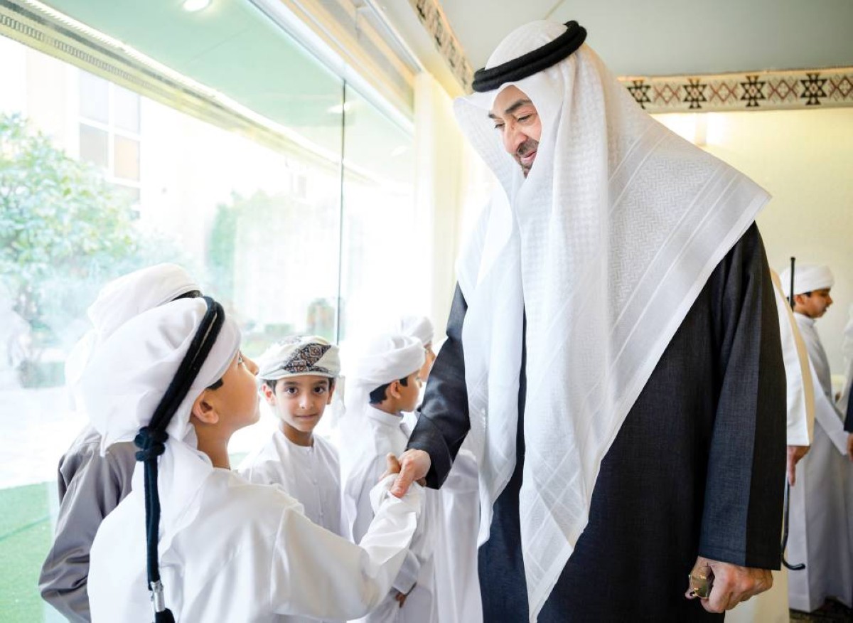  محمد بن زايد خلال الزيارة 