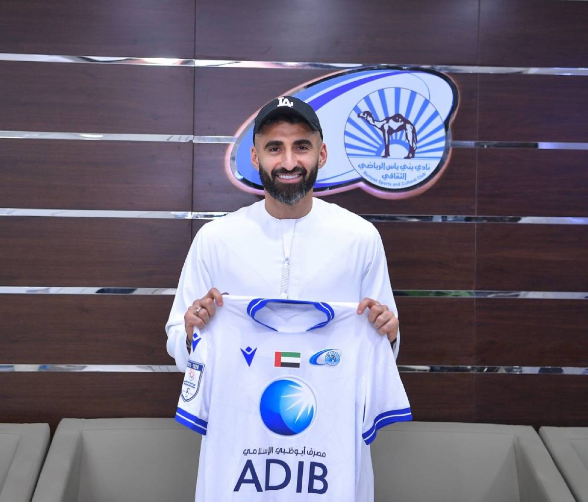 يحيى نادر من العين إلى بني ياس