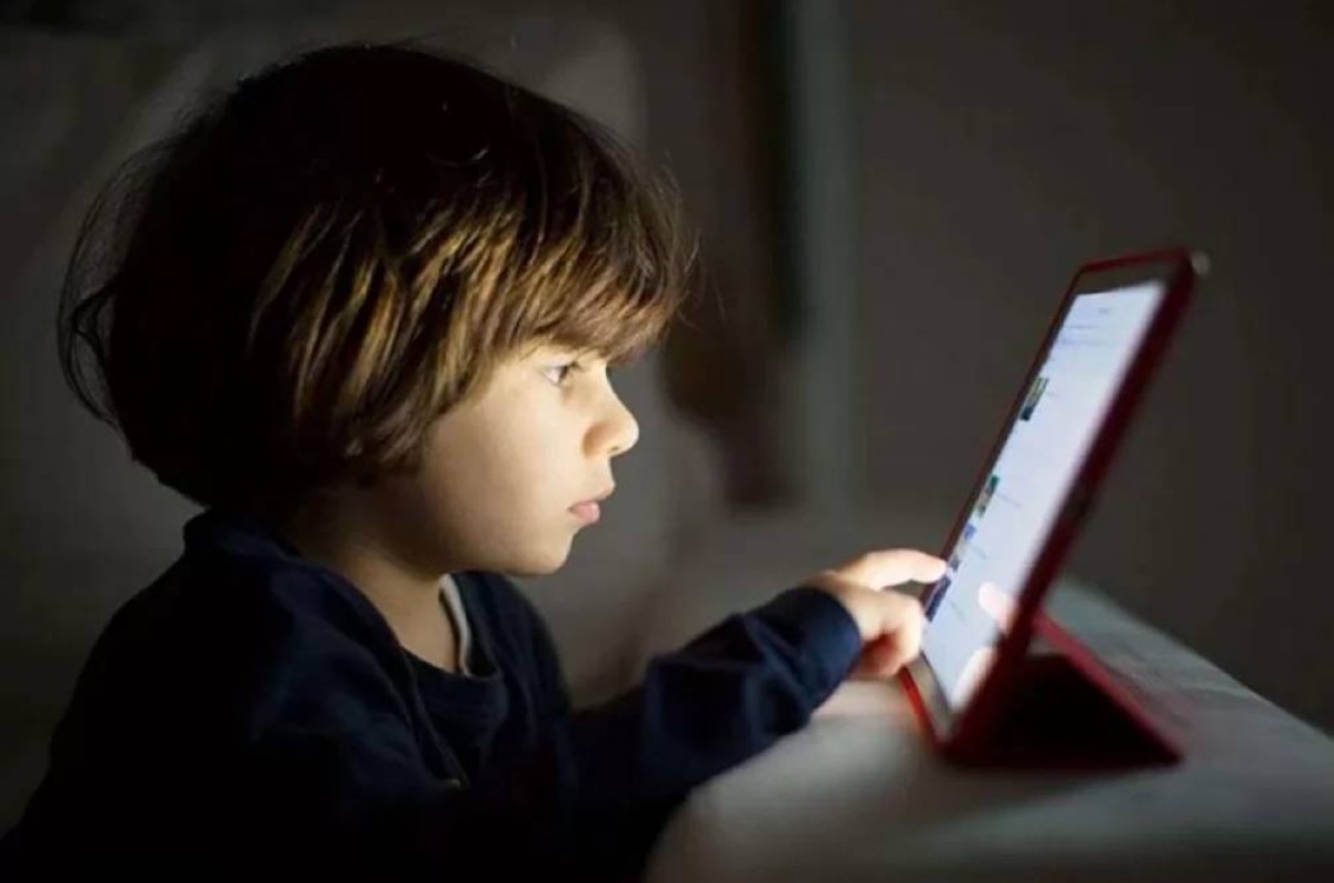 التشيك تدرس حظر منصات التواصل للأطفال دون سن الـ 15