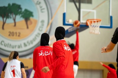 «الشارقة» يتجاوز «غاز الشمال» و«الفحيص» دون هزيمة في سلة «عربية السيدات 2026»