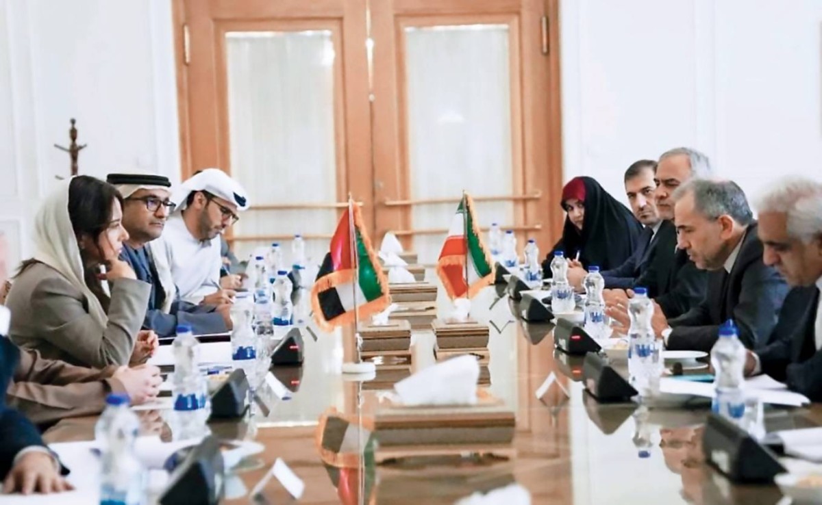 جانب من جولة المشاورات السياسية بين الإمارات وإيران في طهران 

