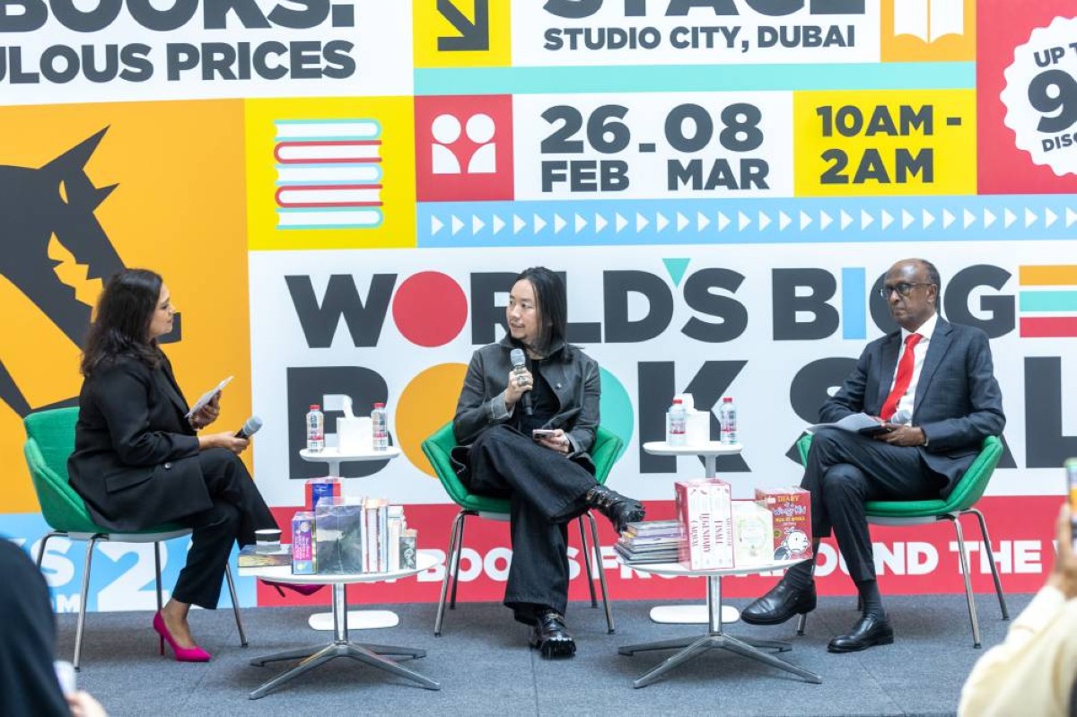 أندرو ياب والحضور خلال المؤتمر الصحفي 