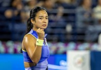 ألكسندرا إيلا أيقونة التنس الفلبيني تبلغ الدور الثاني في «تنس دبي»