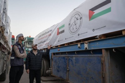 ضمن "الفارس الشهم 3".. دخول القافلة 301 إلى غزة محمّلة بـ 290 طناً من المواد الغذائية