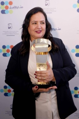 فوزية محمودي تعيد الابتسامة إلى 19 ألف طفل