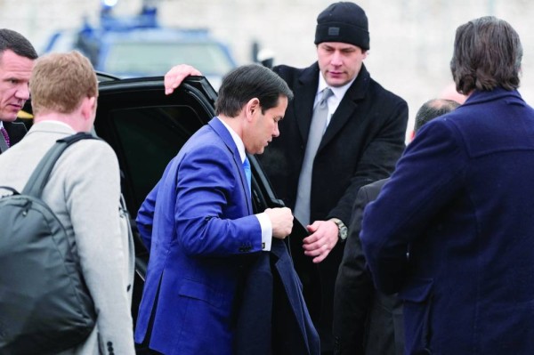 مؤتمر ميونيخ للأمن.. أمريكا تتودد وأوروبا تتشكك