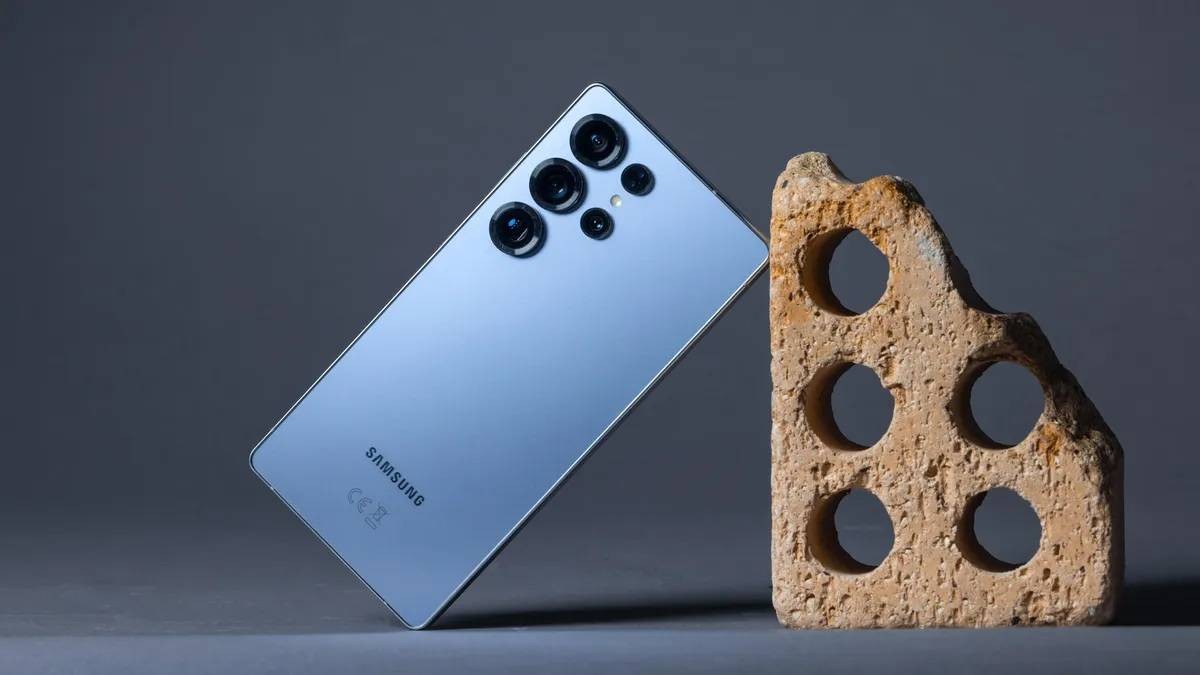 دمج الذكاء الاصطناعي وفتحة العدسة سلاحي سامسونج للتفوق في غالاكسي ‏S26 ‎