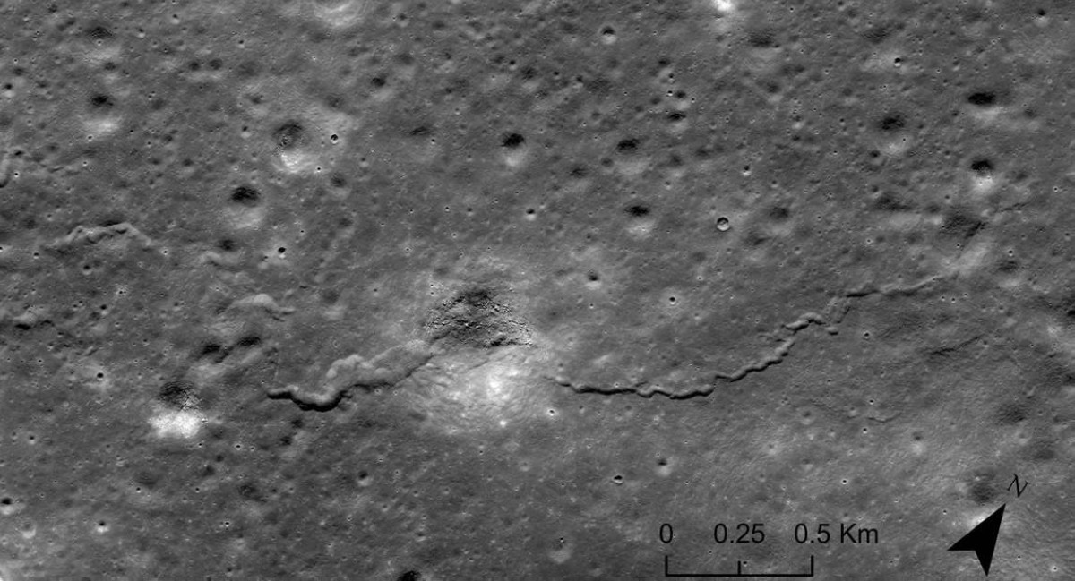 فقد 50 متراً من نصف قطره.. القمر يتقلص والعلماء يكتشفون السبب
