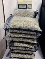 خلال وزن المضبوطات