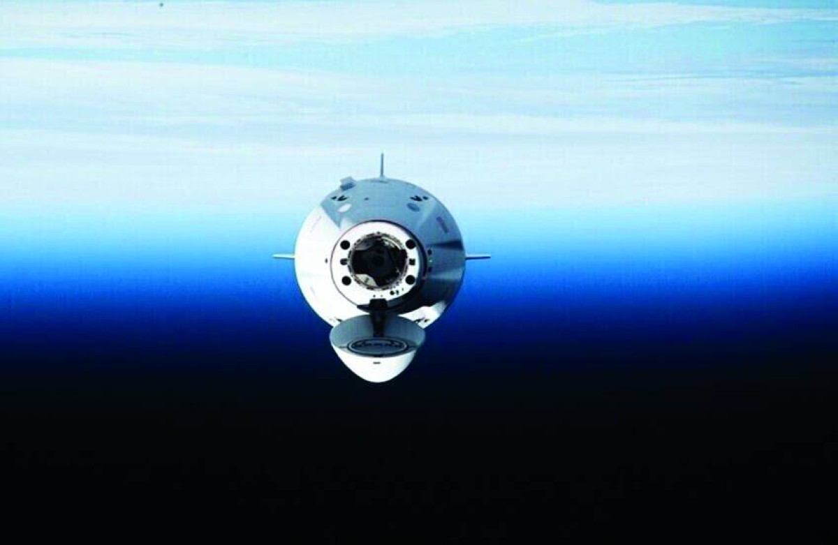 «دراغون» تعود للأرض غداً