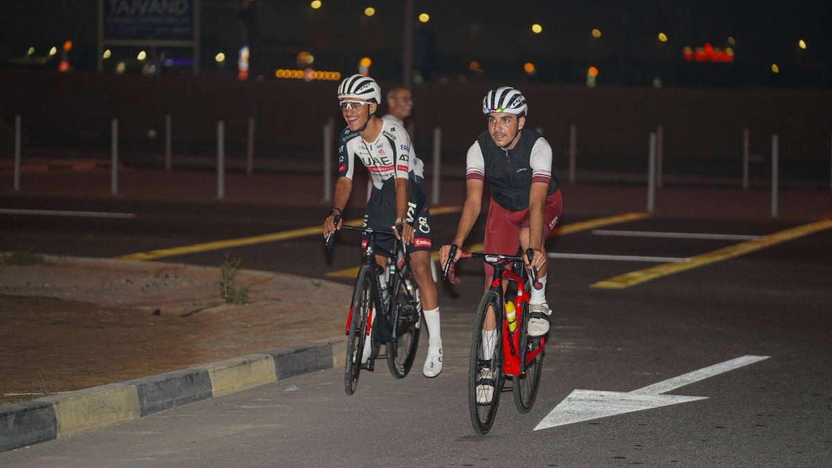 تتويج الفائزين بسباق الدراجات لدورة حكومة عجمان