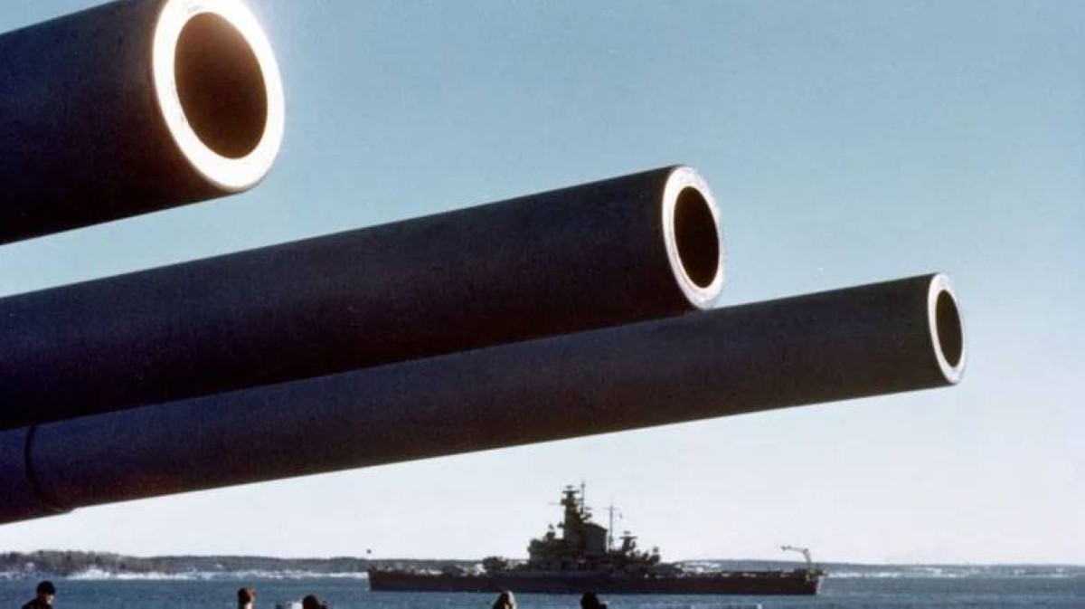 آخر طلقة في الحرب العالمية الثانية.. قصة "يو إس إس ماساتشوستس" الأسطورية