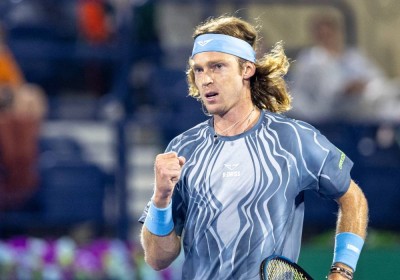 روبليف يبلغ ربع نهائي «تنس دبي» للمرة السادسة