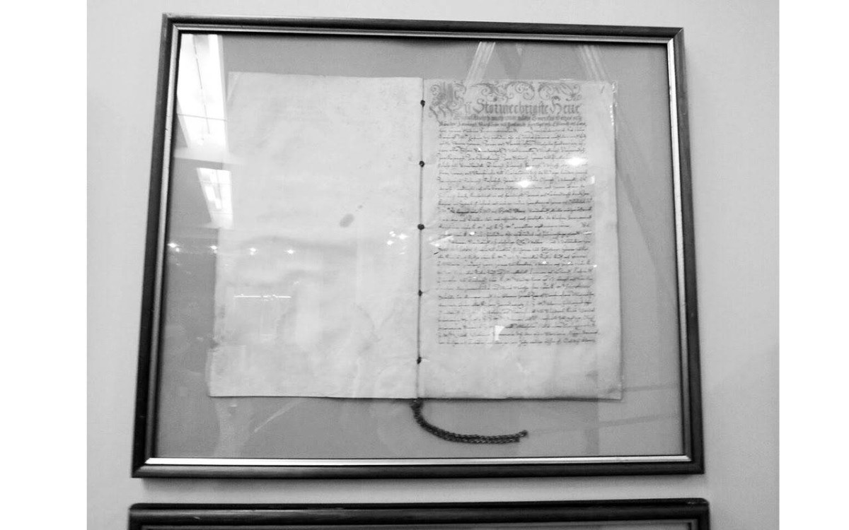 1617 روسيا والسويد توقّعان معاهدة ستولبوفو التي انتهت بموجبها الحرب بين البلدين.