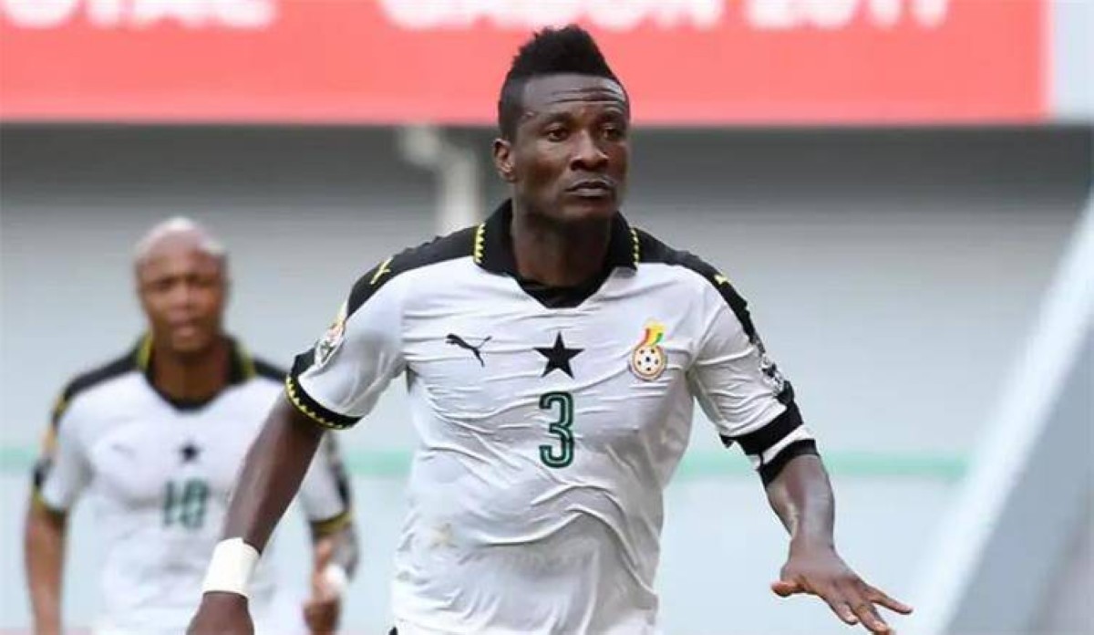 10 نجوم أفارقة وعرب نقشوا أسماءهم بمداد من ذهب في ذاكرة المونديال