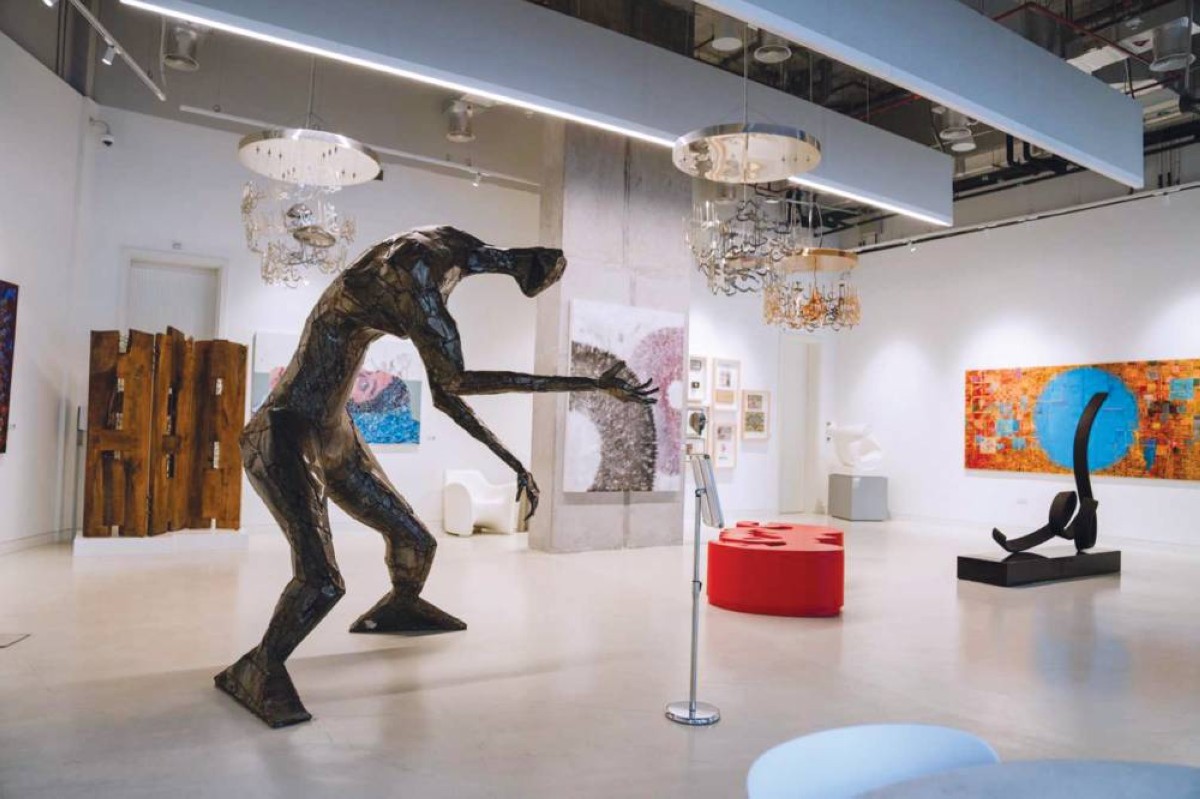 «آرت دبي».. معرض يرسم خريطة تطور الفنون العالمية