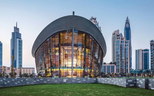 مشهد دبي الإبداعي.. قصة بطلها التفرّد