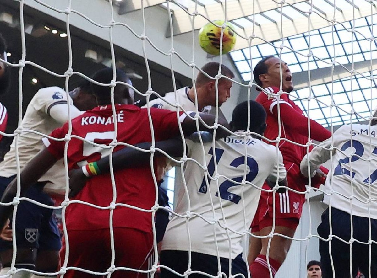 ليفربول يتألق بفوز عريض على ويستهام في الدوري الإنجليزي