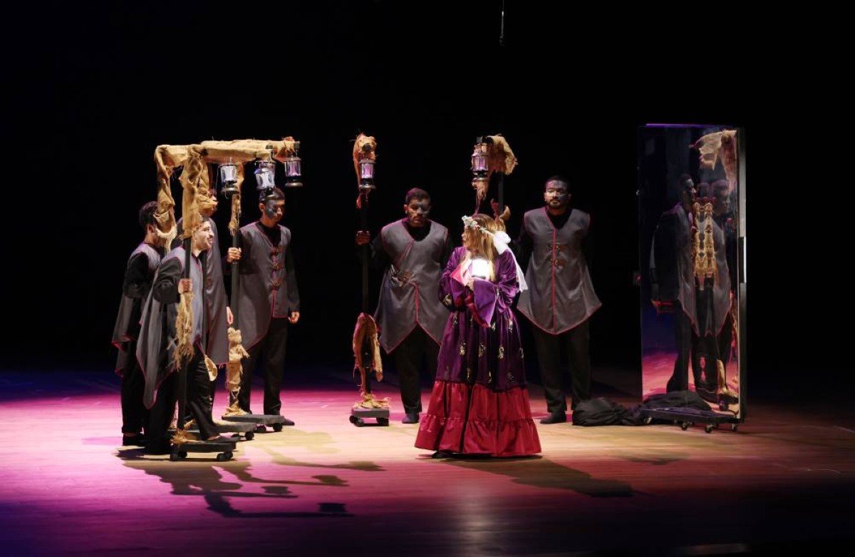 المسرح الإماراتي.. رسائل هادفة بوصلتها الوعي المجتمعي