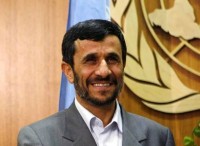 حزب الرئيس الإيراني السابق أحمدي نجاد ينفي أنباء مقتله