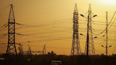 انقطاع تام للتيار الكهربائي في العراق