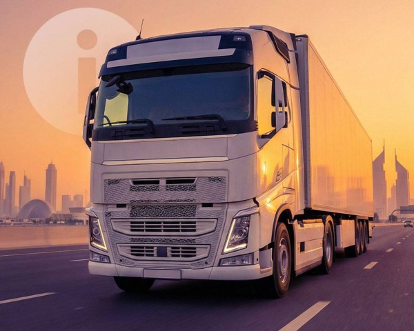 دبي ..تمديد رفع حظر حركة الشاحنات حتى الأحد