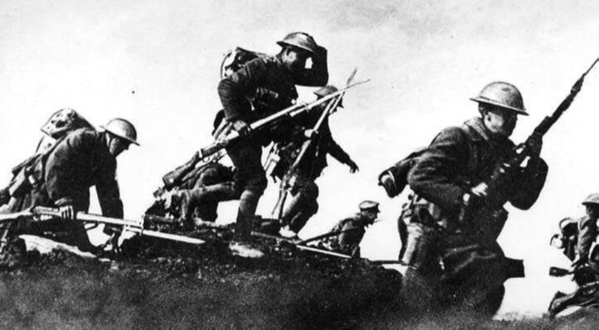 1942 القوات البريطانية تحتل إثيوبيا أثناء الحرب العالمية الثانية.