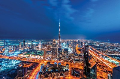 «وول ستريت جورنال»: دبي منارة الفرص رغم التوترات في المنطقة