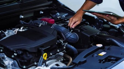 قبل فوات الأوان… أربع علامات تحذيرية تدل على أن محرك السيارة على وشك التعطل