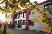 المعهد الثقافي العربي في إيطاليا يعزز تعليم اللغة العربية