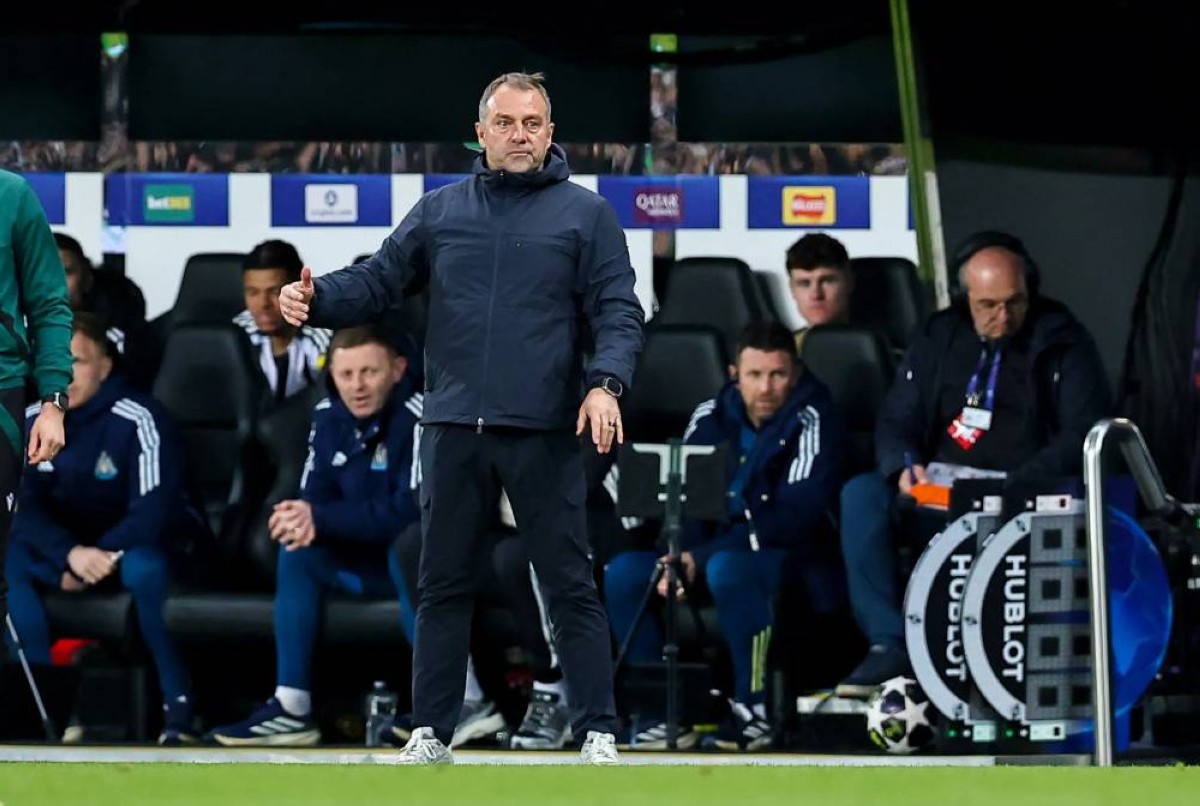 هانسي فليك، المدير الفني لفريق برشلونة الإسباني