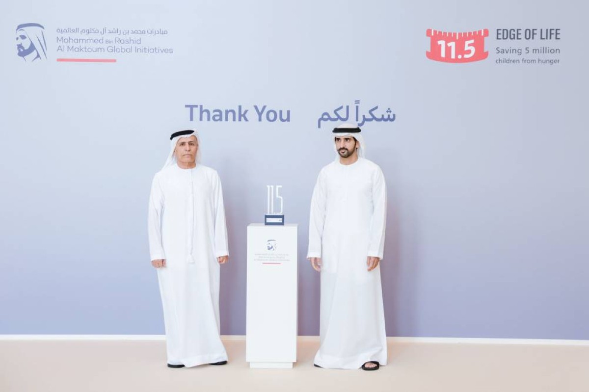 سموه خلال تكريم مطر الطاير - «طرق دبي»