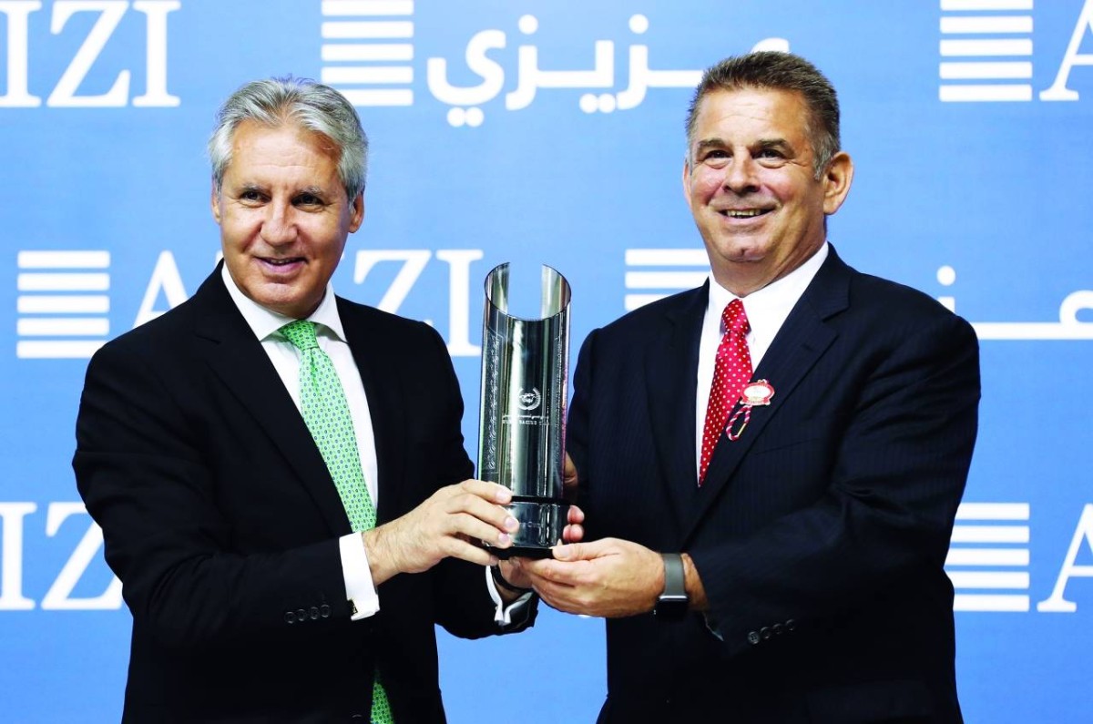 المدرب الأمريكي واتسون: الإمارات الأكثر أماناً وأعيش فيها منذ 32 عاماً