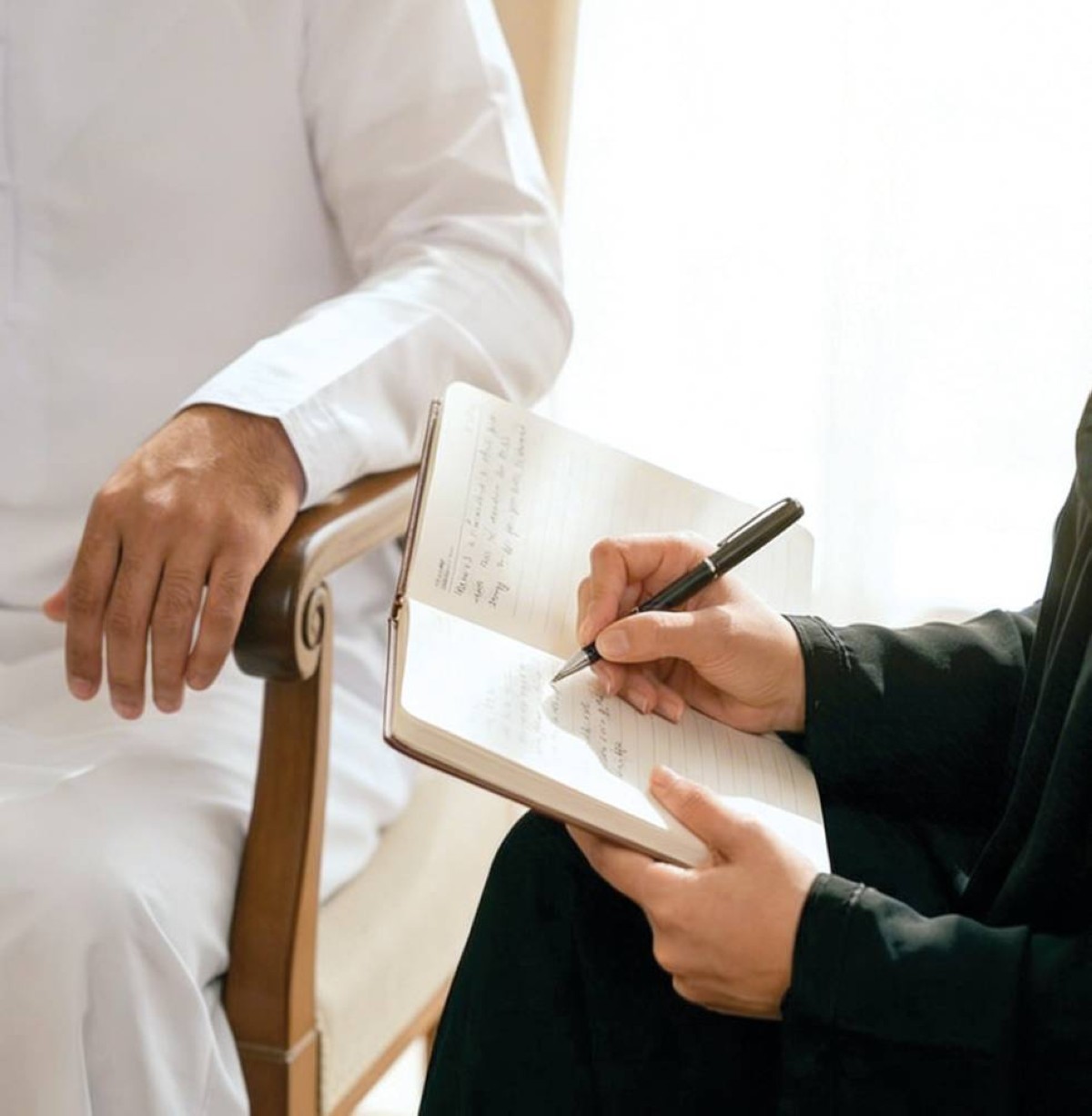 تمكين المتصلين من التواصل المباشر مع مختصين للحصول على الاستشارات النفسية 