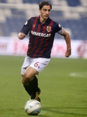 أليساندرو سبانو من مدرجات ريجيانا إلى ناطحات سحاب دبي