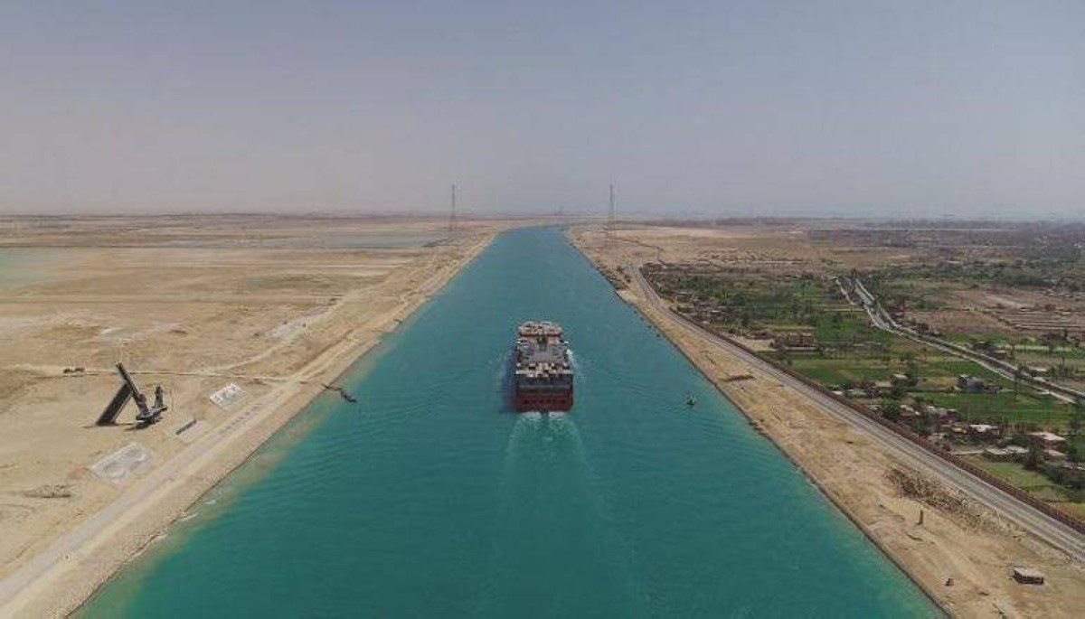 مصر :  قناة السويس تقدم خدماتها الملاحية على مدار الساعة