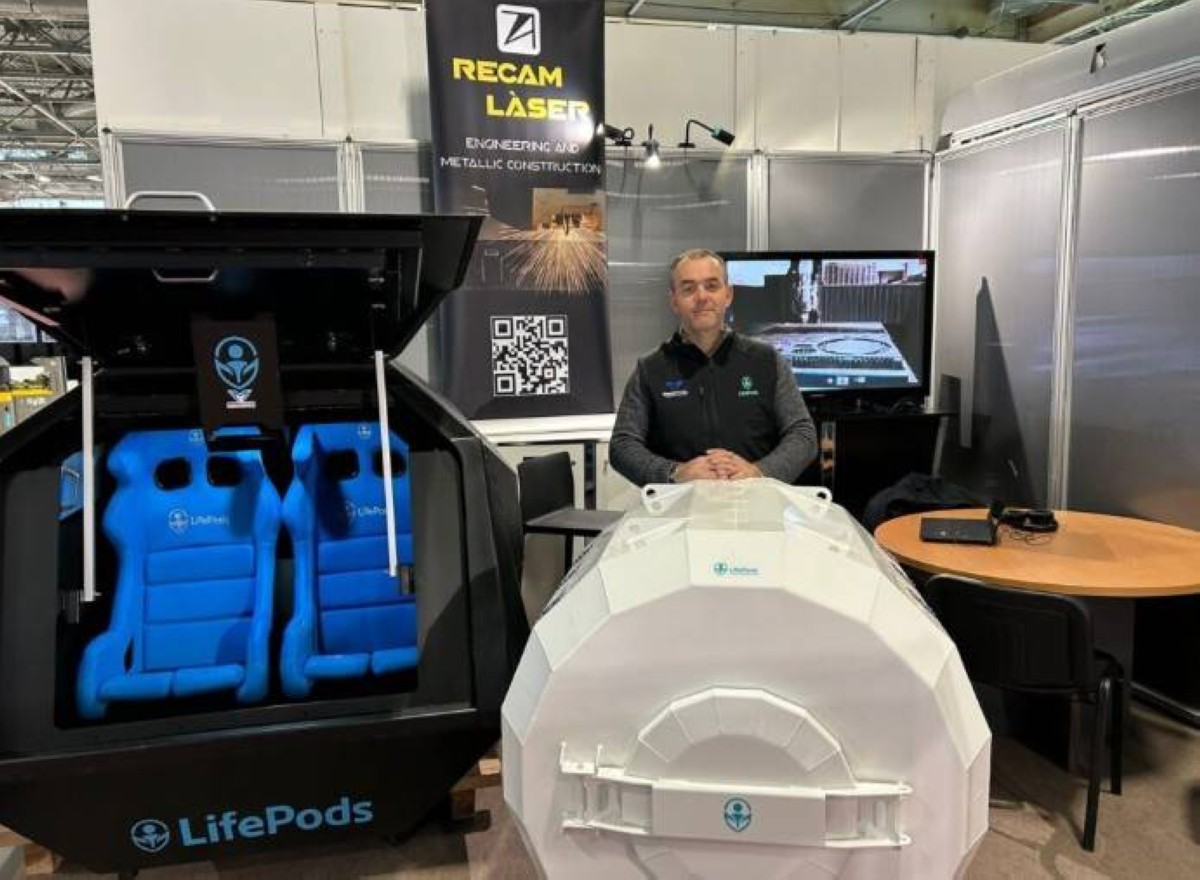 10 ثوانٍ تنقذ الحياة.. كبسولة نجاة صُممت للحظة التي لا يبقى فيها طريق للهروب